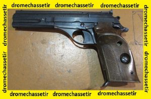 PISTOLET SEMI AUTOMATIQUE Beretta modele 76