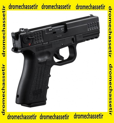 pistolet semi automatique ISSC