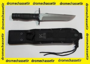 Couteau de combat a fixation baïonnette