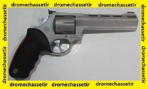 revolver Taurus 444