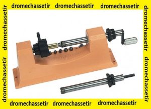 Lyman universal case trimmer, 9 Pilotes et adaptateur visseuse, ref 7862003