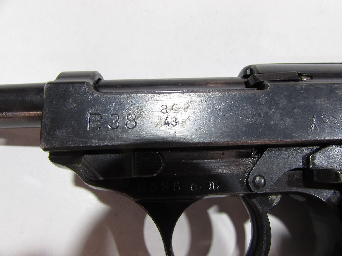PISTOLET SEMI AUTOMATIQUE walther P38 AC 43 cal 9x19,tres bon etat – Image 4