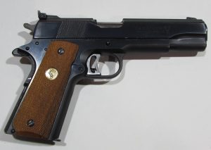 PISTOLET SEMI AUTOMATIQUE COLT GOLD CUP SERIE 70 1911, CAL 45 ACP bon etat